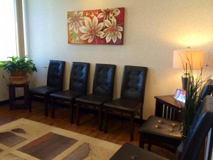 Waiting room photo of the Johnston RI oral surgery practice of {PRACTICE_NAME}